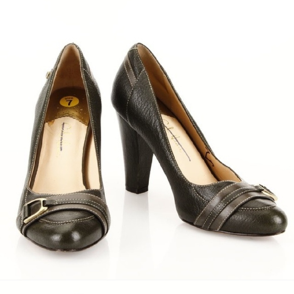 Cole haan dark green heels - Picture 2 of 5