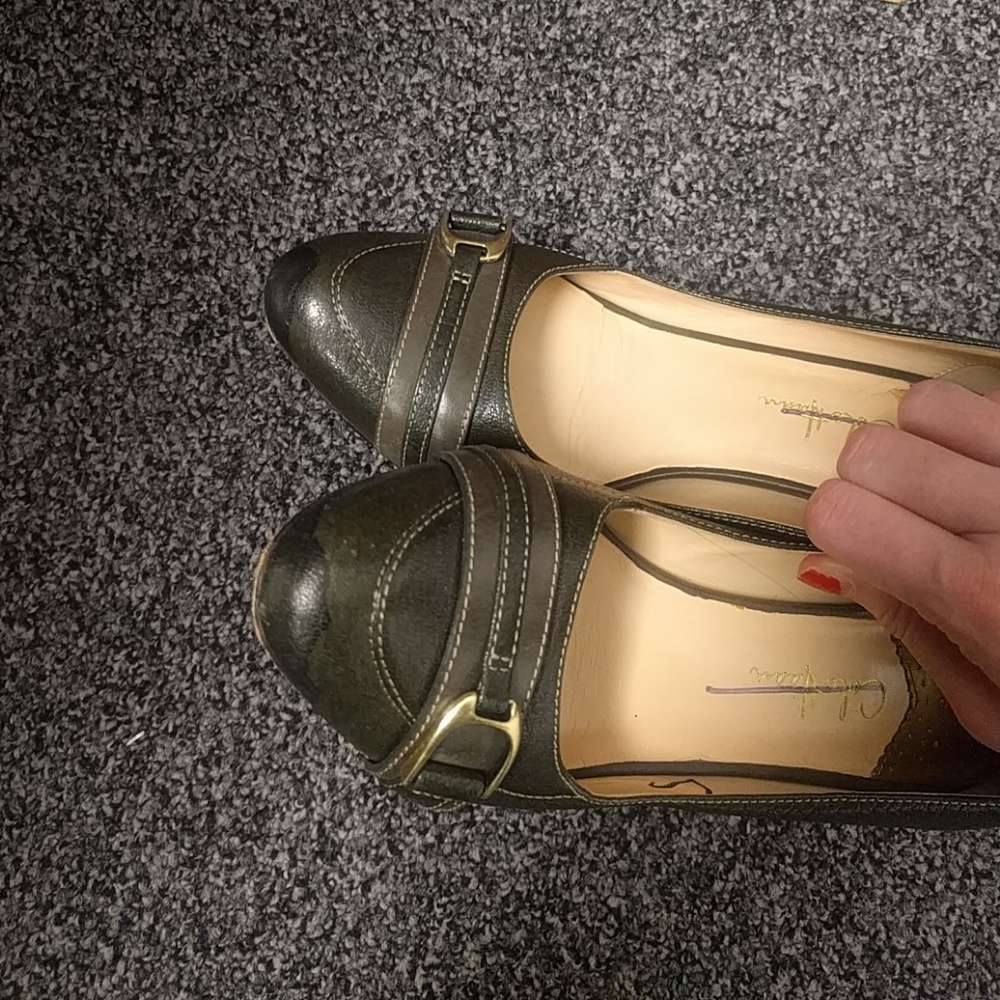 Cole haan dark green heels - Picture 5 of 5