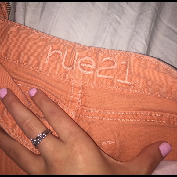 Pants - Picture 3 of 4