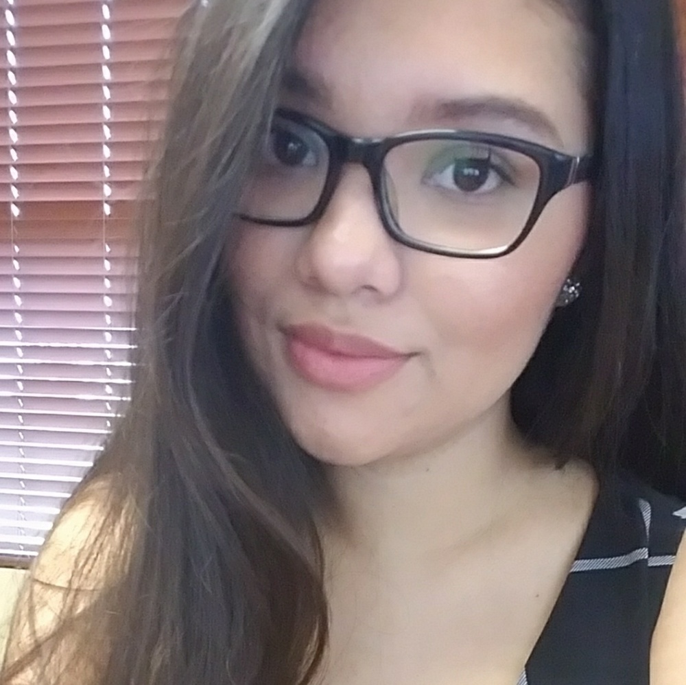 Meet your Posher, Melissa