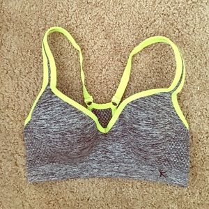Danskin Sports Bra NWOT