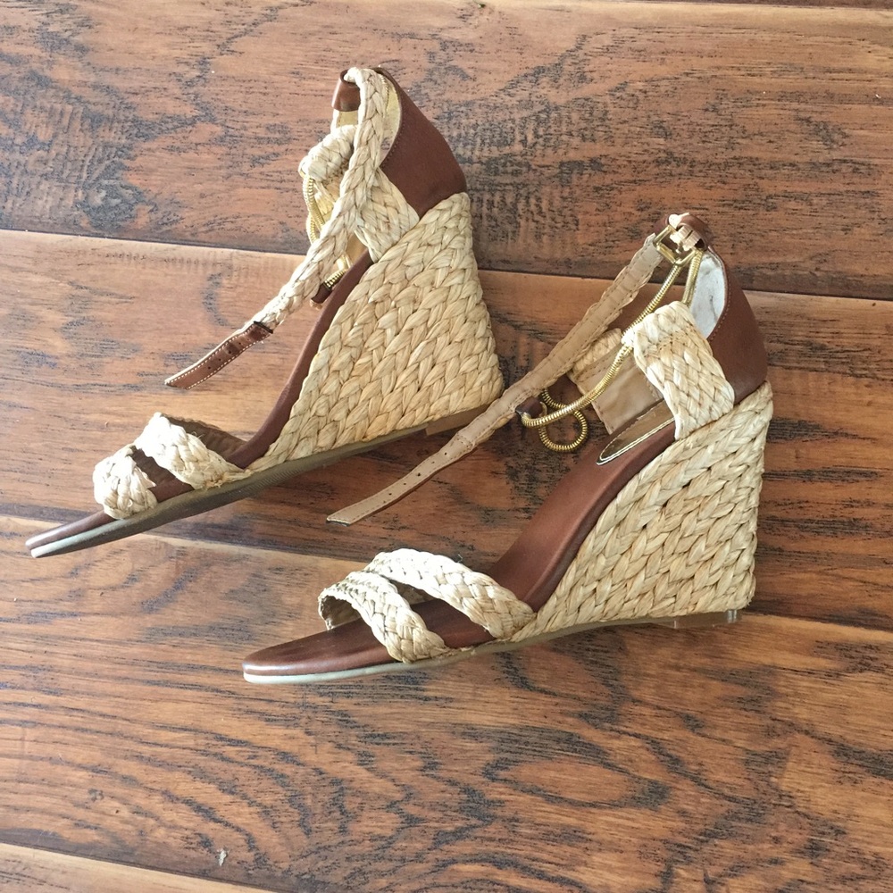 Mia Cute Wedge Sandals,Size 8.5