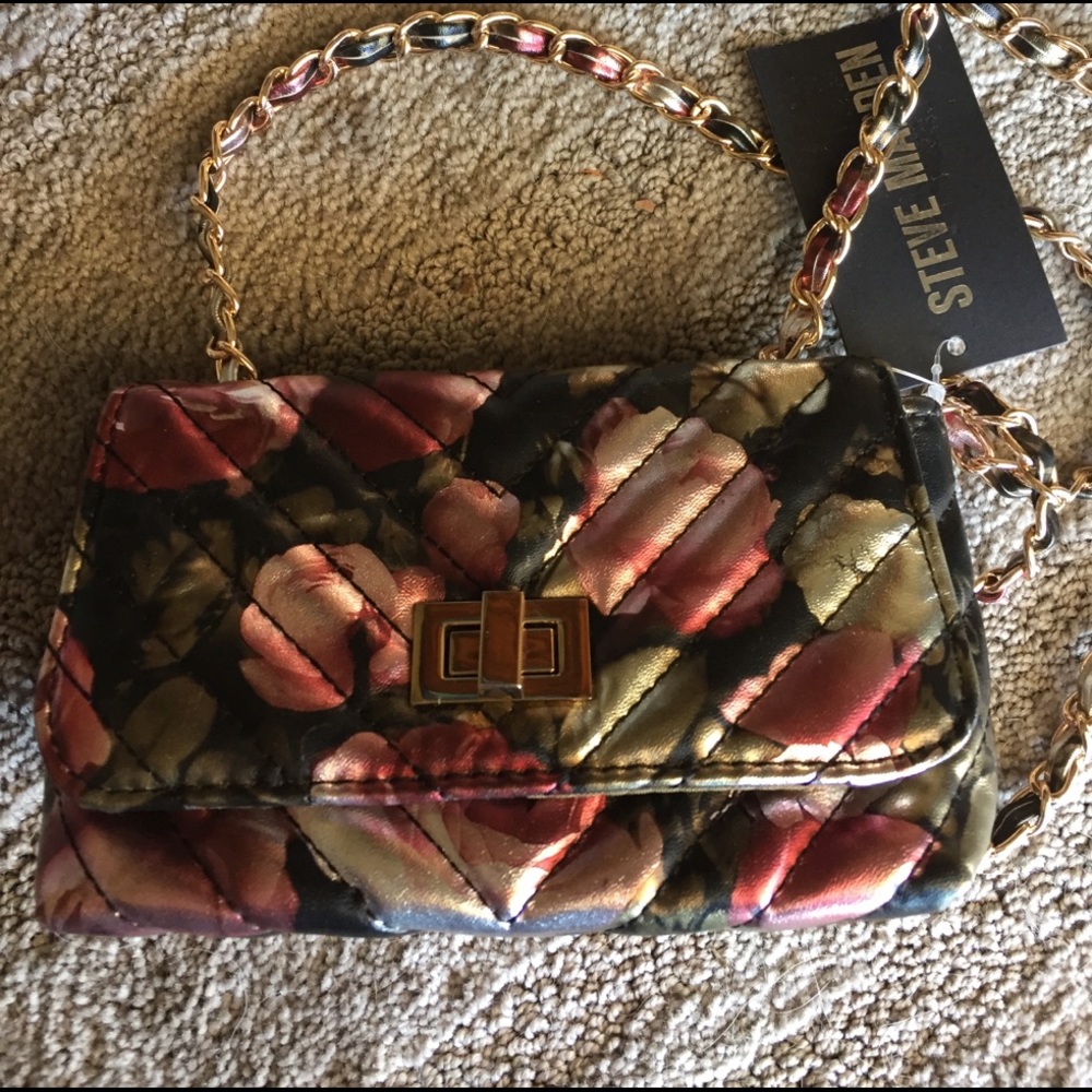 Steve Madden Chaplin quilted cross body bag