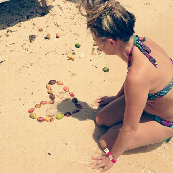 Meet your Posher, Hailey - Picture 2 of 16