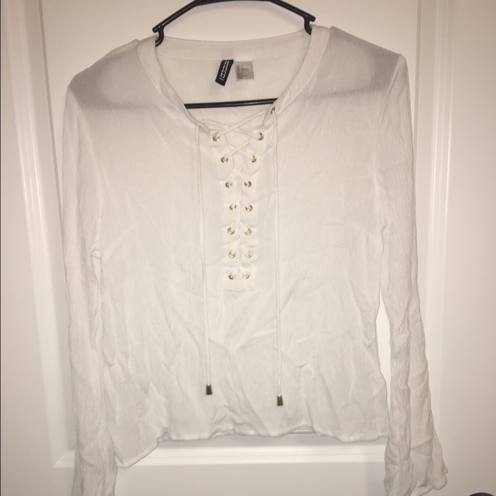 White lace up top