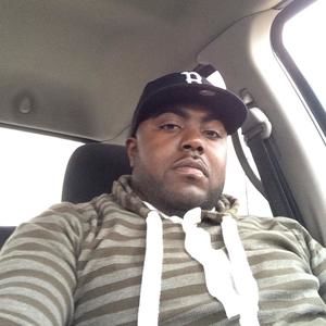 Meet your Posher, Derrick