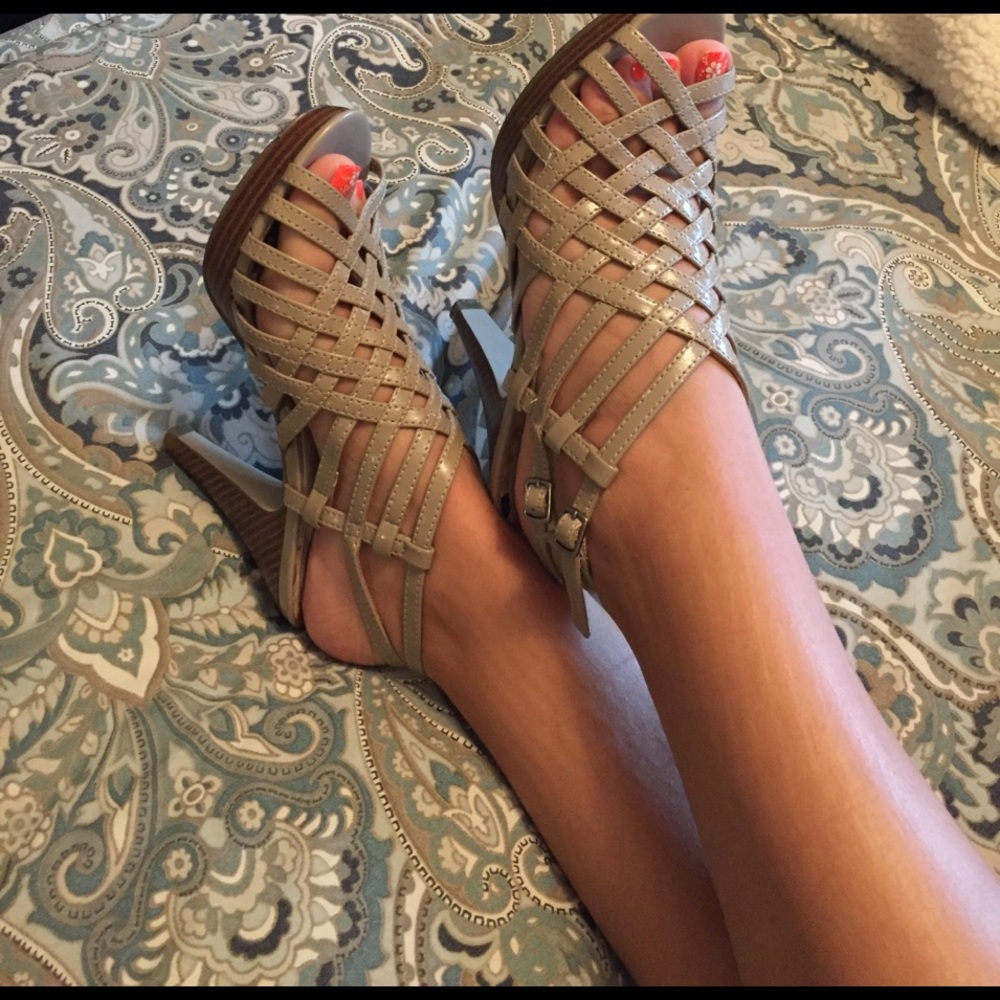 Strappy nude sandals