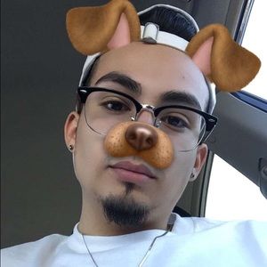 Meet your Posher, Manuel