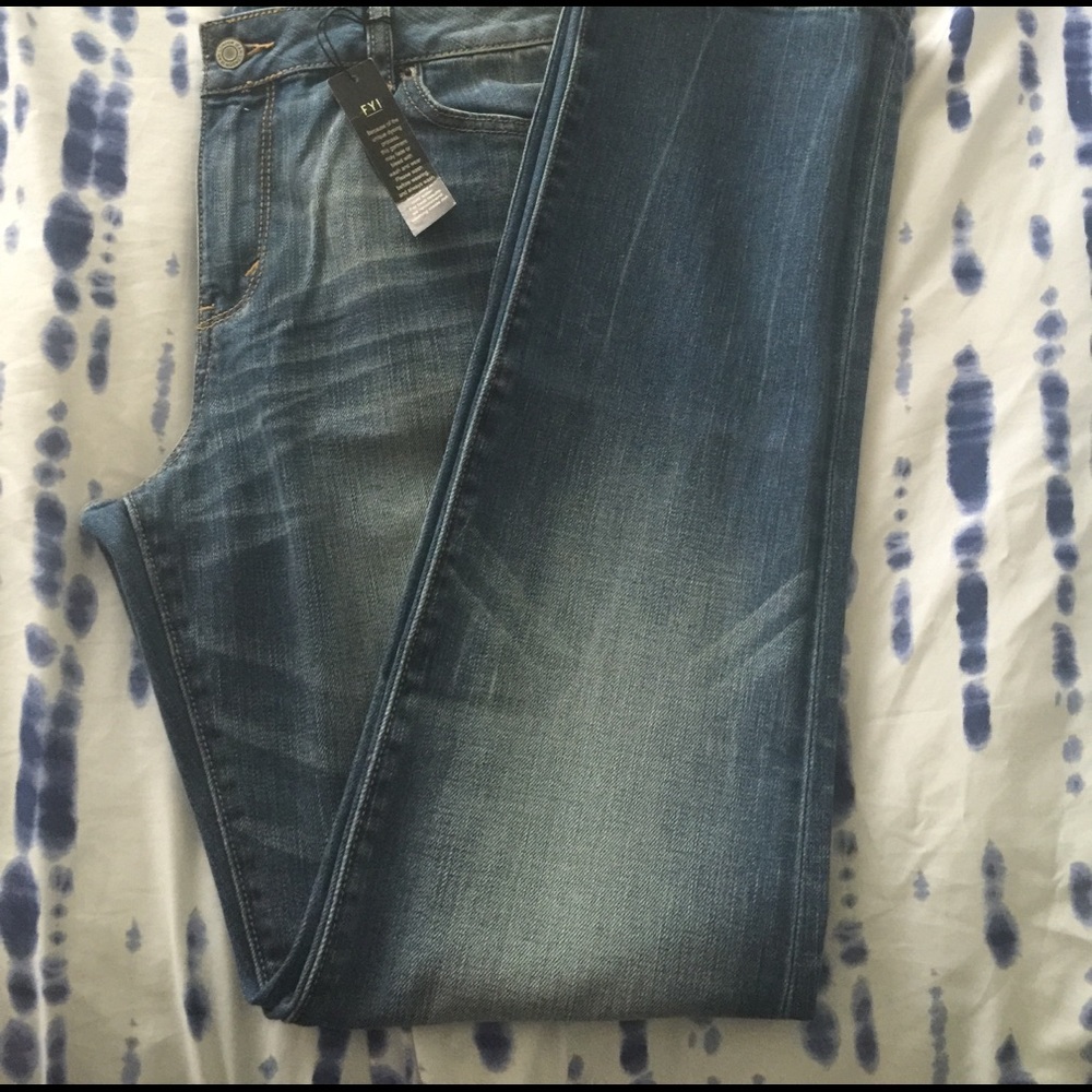 Victoria's Secret kiss Jean. Never worn.