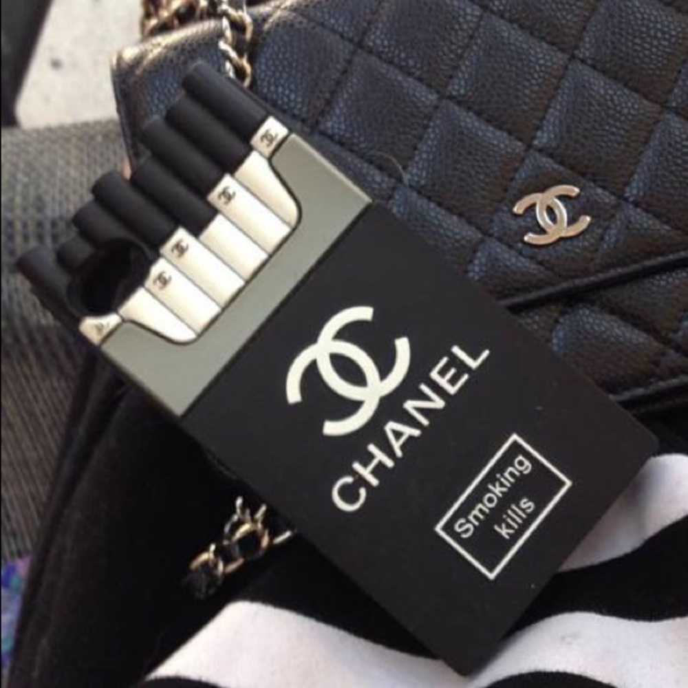 Chanel smoking kills 7/7plus iPhone case