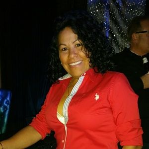 Meet your Posher, Nora