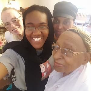 Meet your Posher, Khadijah