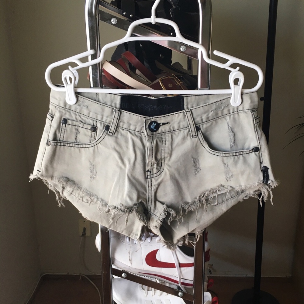 One Teaspoon Light Gray Shorts