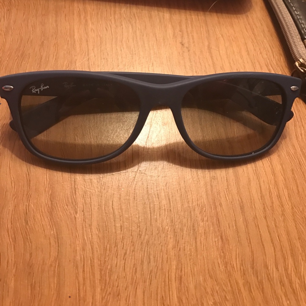 Blue Ray Ban wayferer sunglasses