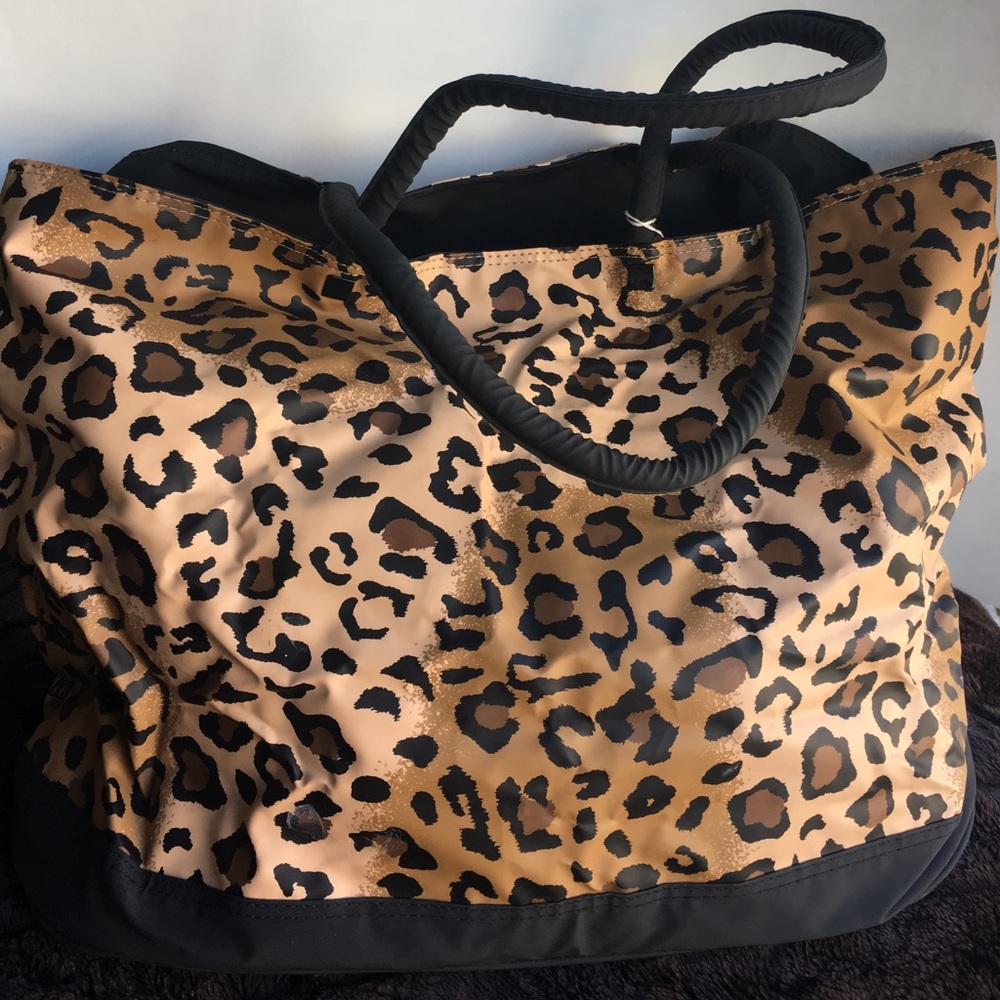 Leopard print beach tote bag, with inside pocket