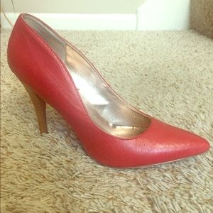 Red Steve Madden Pumps