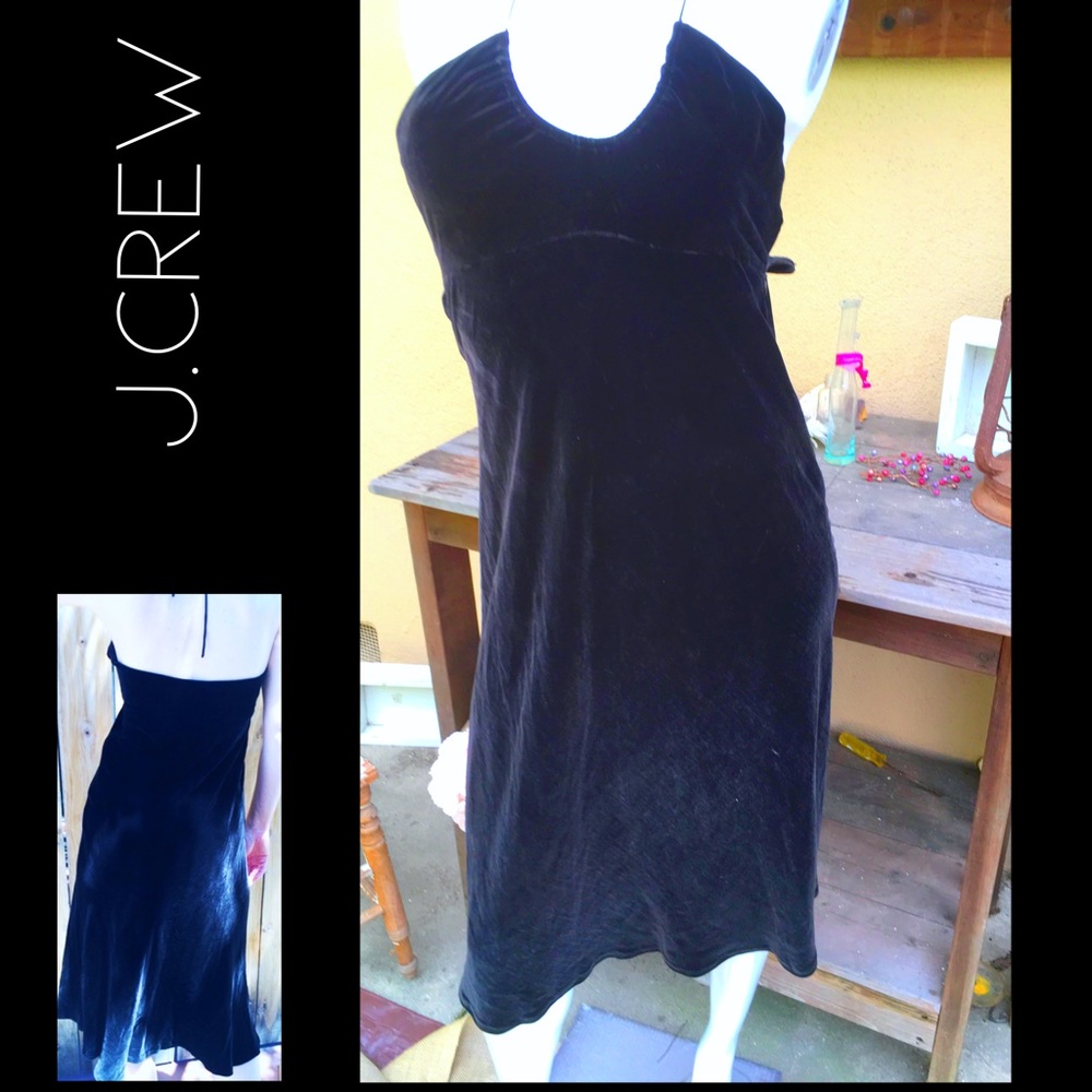 VELVETEEN Halter Black Midi Scoop Neck Dress