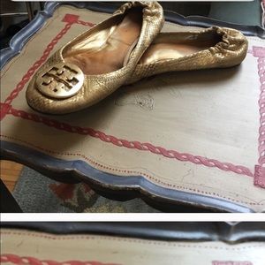 Tory burch gold flats