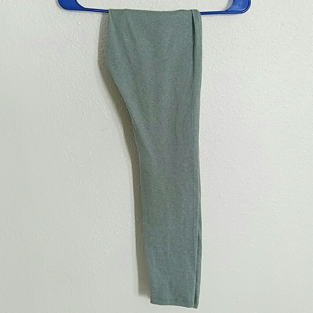 Lularoe buttery soft leggings OS