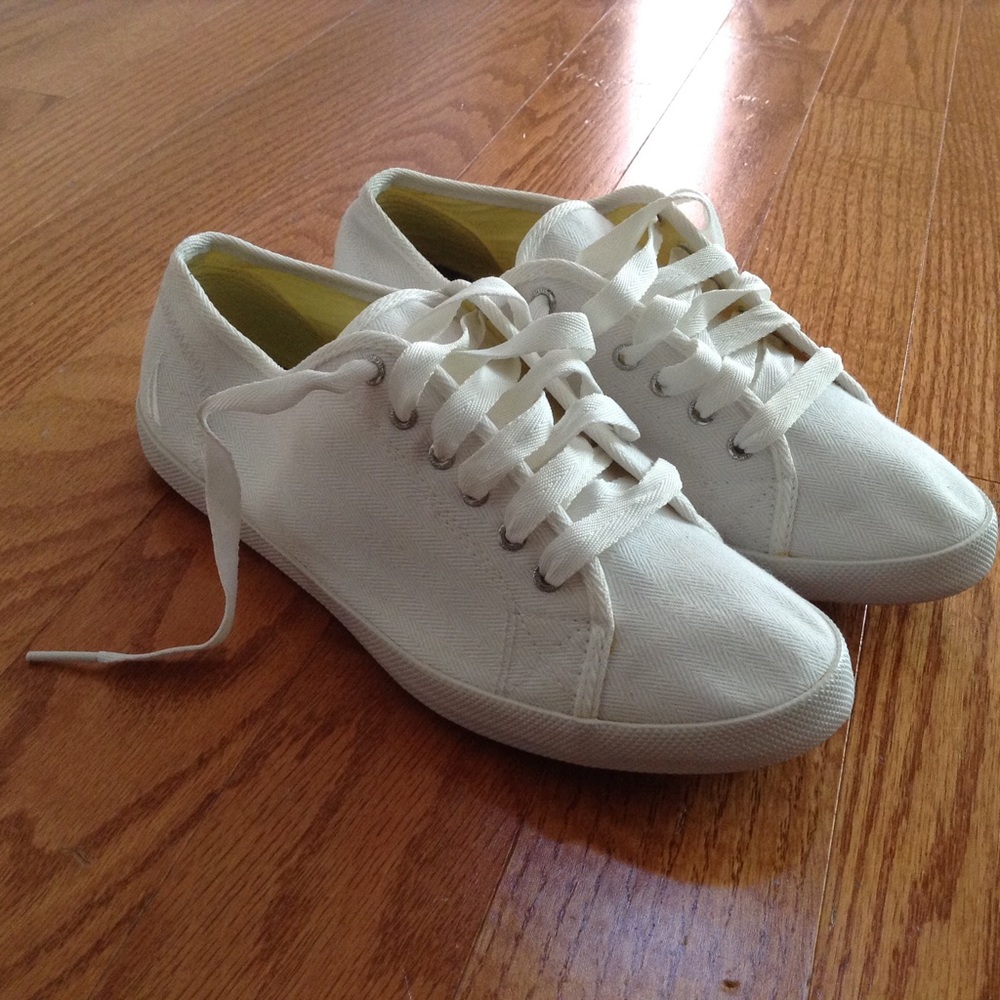 White nautical sneakers