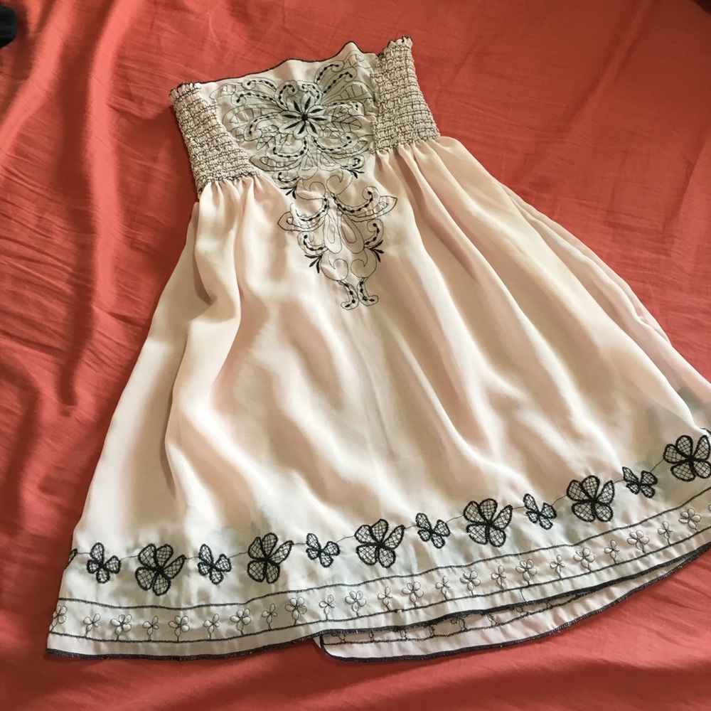 Light pink tunic.