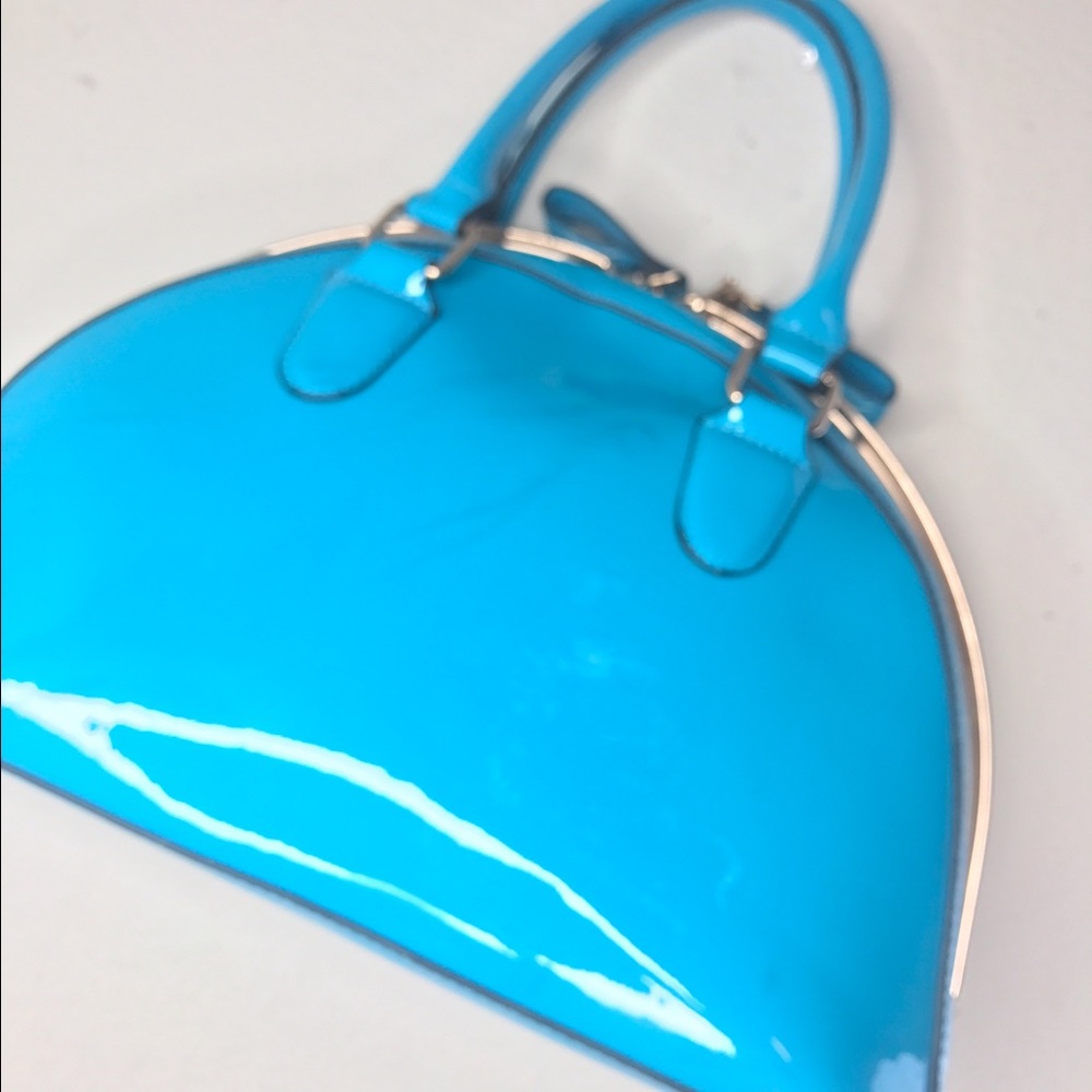 Blue Purse (no brand)