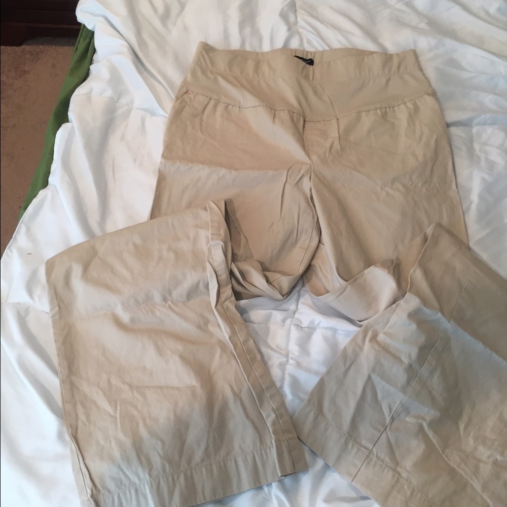 Light khaki maternity pants with half panel