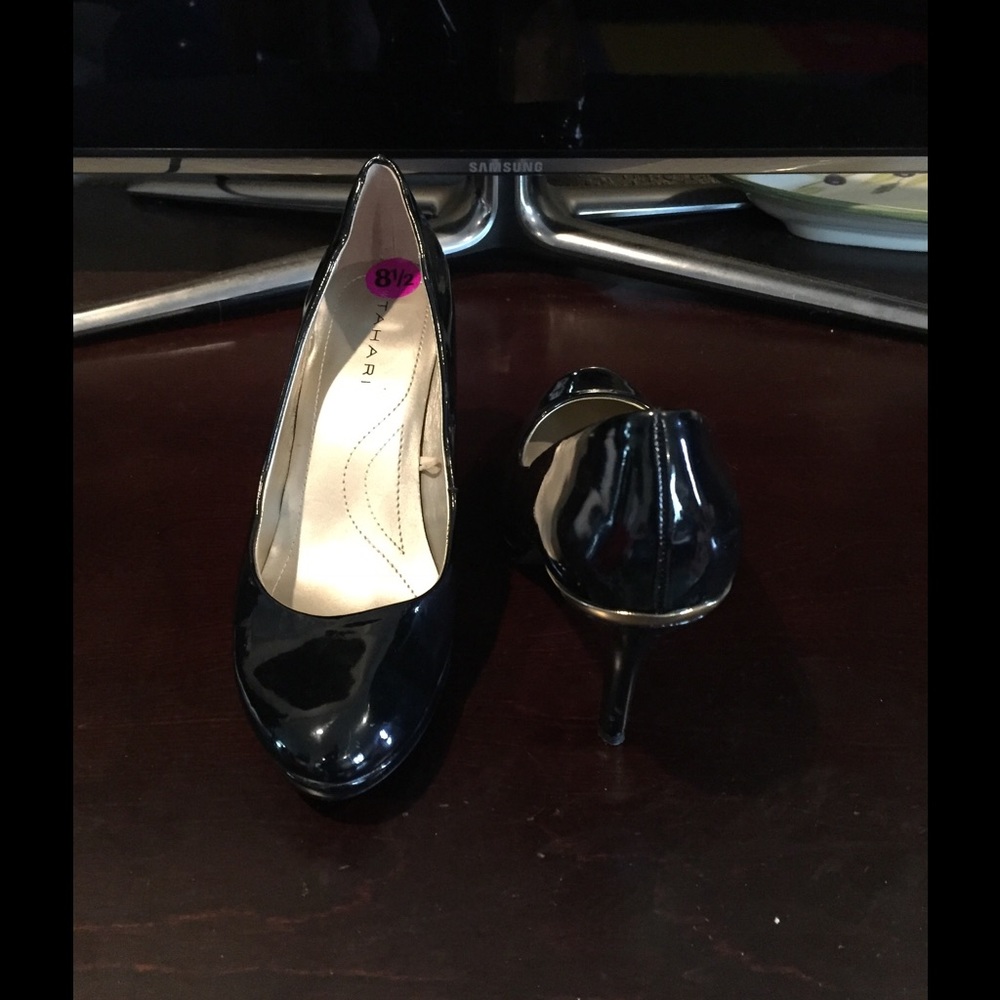 Tahari Black Patent Gold Accented Pumps