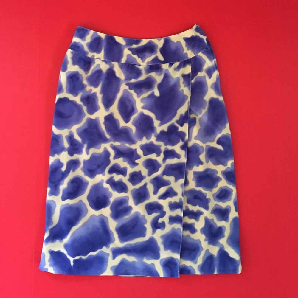 VINTAGE VALENTINO SILK SKIRT🍒 GORGEOUS 🍒