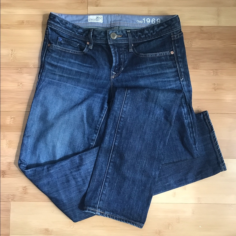 Gap Real Straight Jeans 26