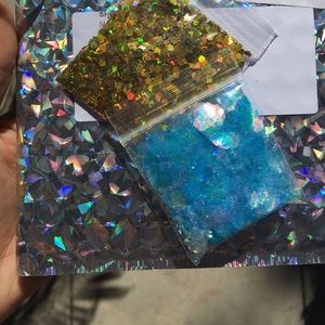 GYPSY SHRINE glitter✨