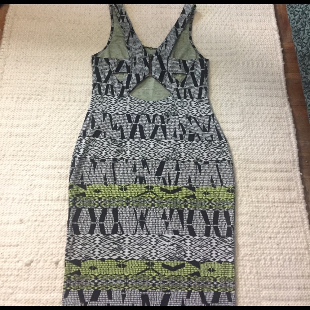 Silence & Noise Alice Ponte knit midi dress - Picture 5 of 5