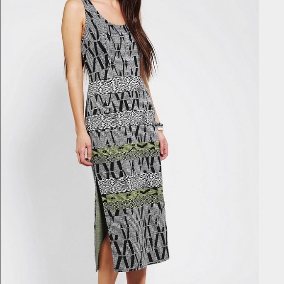 Silence & Noise Alice Ponte knit midi dress - Picture 2 of 5