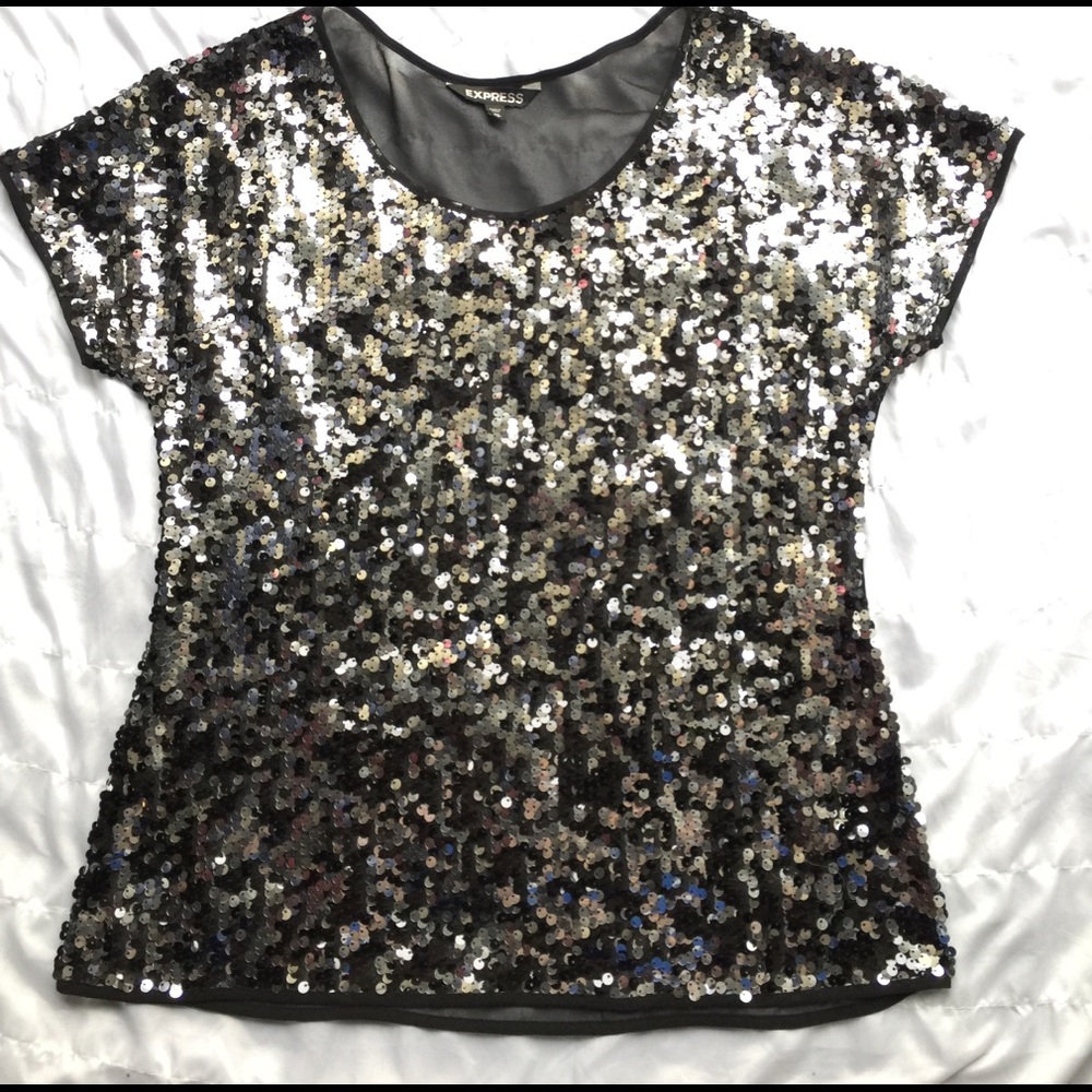Express sequence && sheer top