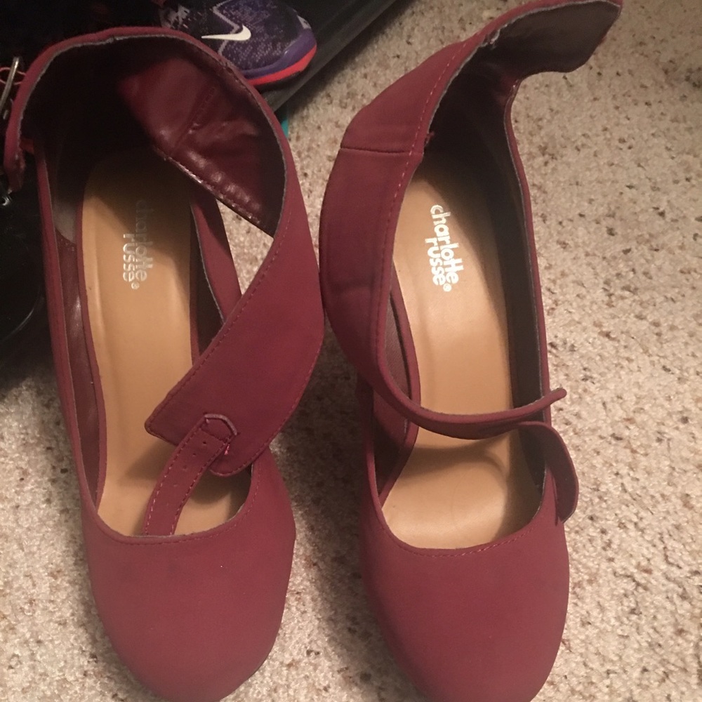Red wedges