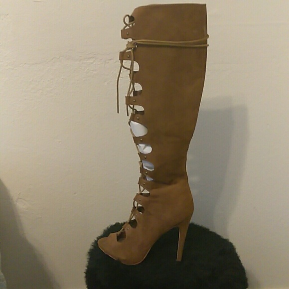 Shoes - Picture 2 of 2