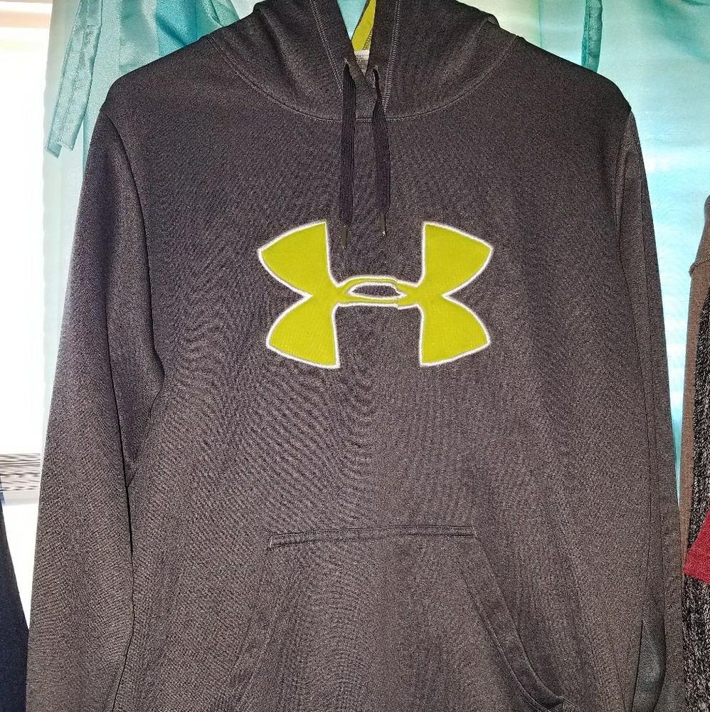 Sold! Sold!!! Under armour