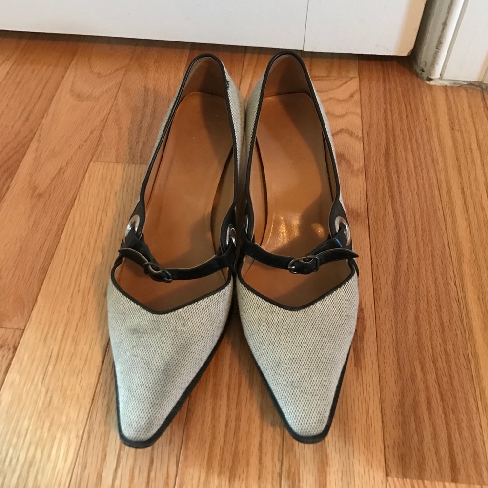 Black/white Hermes kitten heel MaryJane, size 6/36