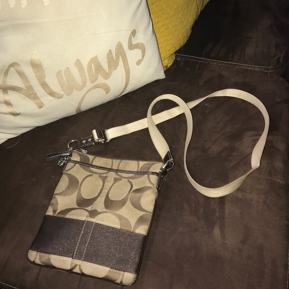 COACH small bag:)