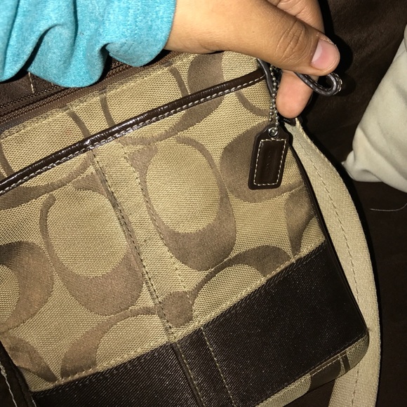 COACH small bag:) - Picture 6 of 6