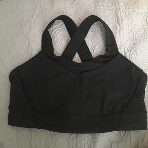 Lulu running bra