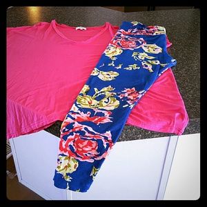 Lularoe TC Blue Cabbage Floral Leggings UNICORN