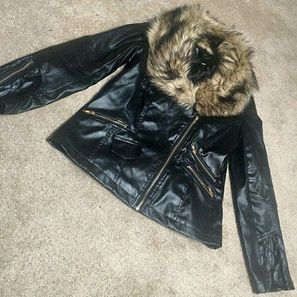 Faux Leather Jacket w/ Fur Collar - Picture 4 of 6