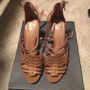 New in box - Vince Camuto Minks Nude Heels Sandals
