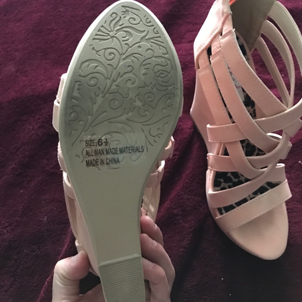 Shoes - Picture 2 of 5