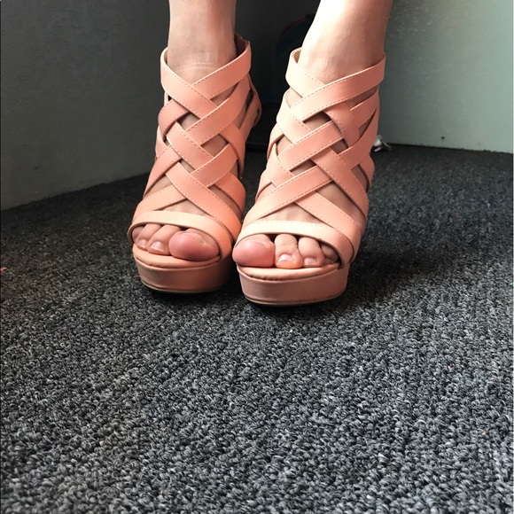 Shoes - Picture 4 of 5