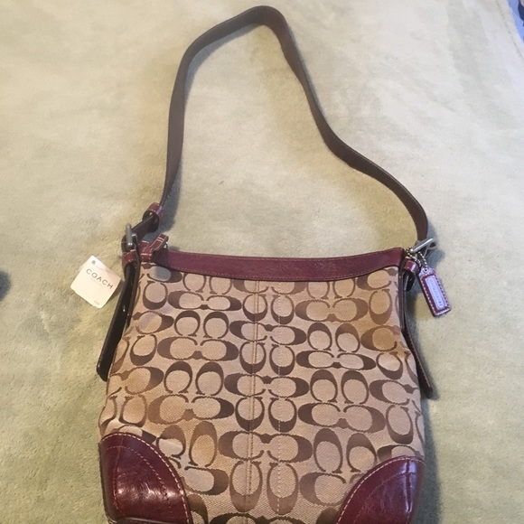 Coach Handbags - Coach crossbody signature purse F12327