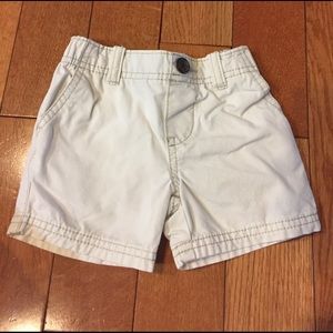 Light ivory toddler shorts