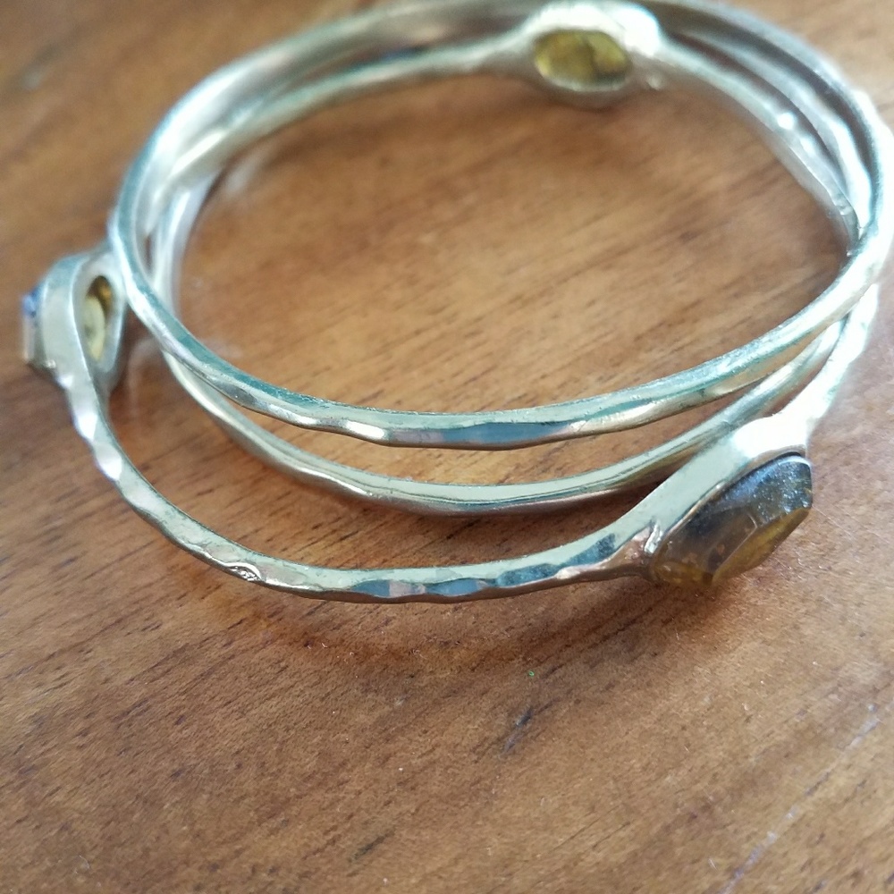 Set of 3 hammered gold/stone bangles
