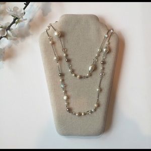 Pearl & crystal beaded necklace